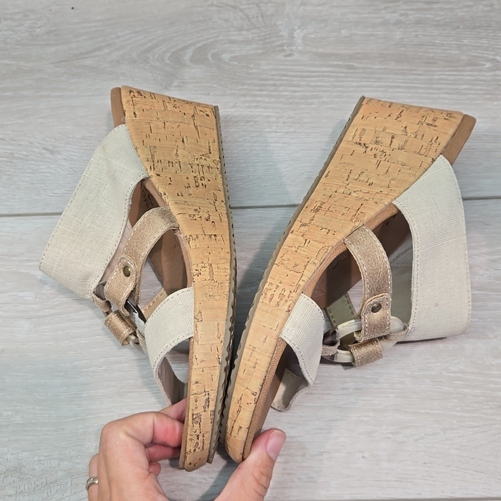 Skechers Womens Luxe Foam Wedge Sandals shoes sz 7 - Picture 9 of 10